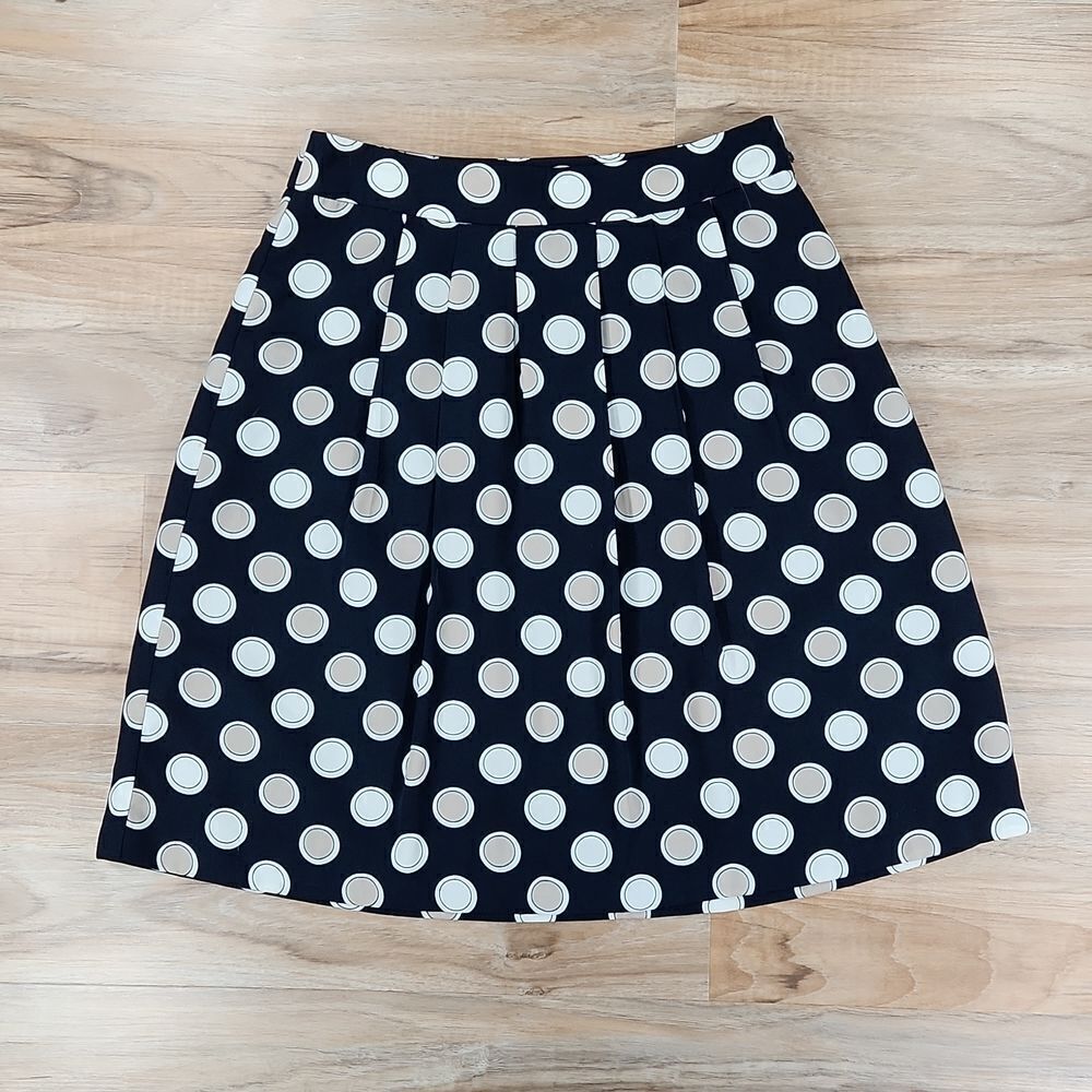 🔸️Banana Republic Blue Polka Dot Skirt Size 2